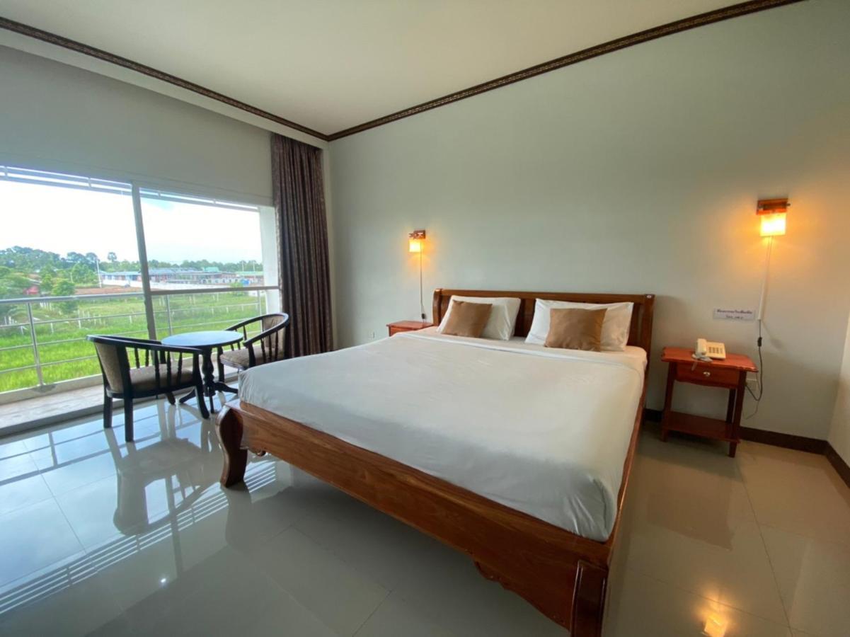 Mayuree Resort Udon Thani Exterior photo
