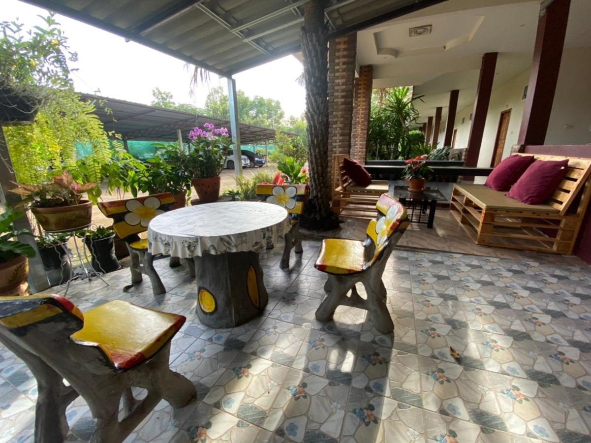 Mayuree Resort Udon Thani Exterior photo